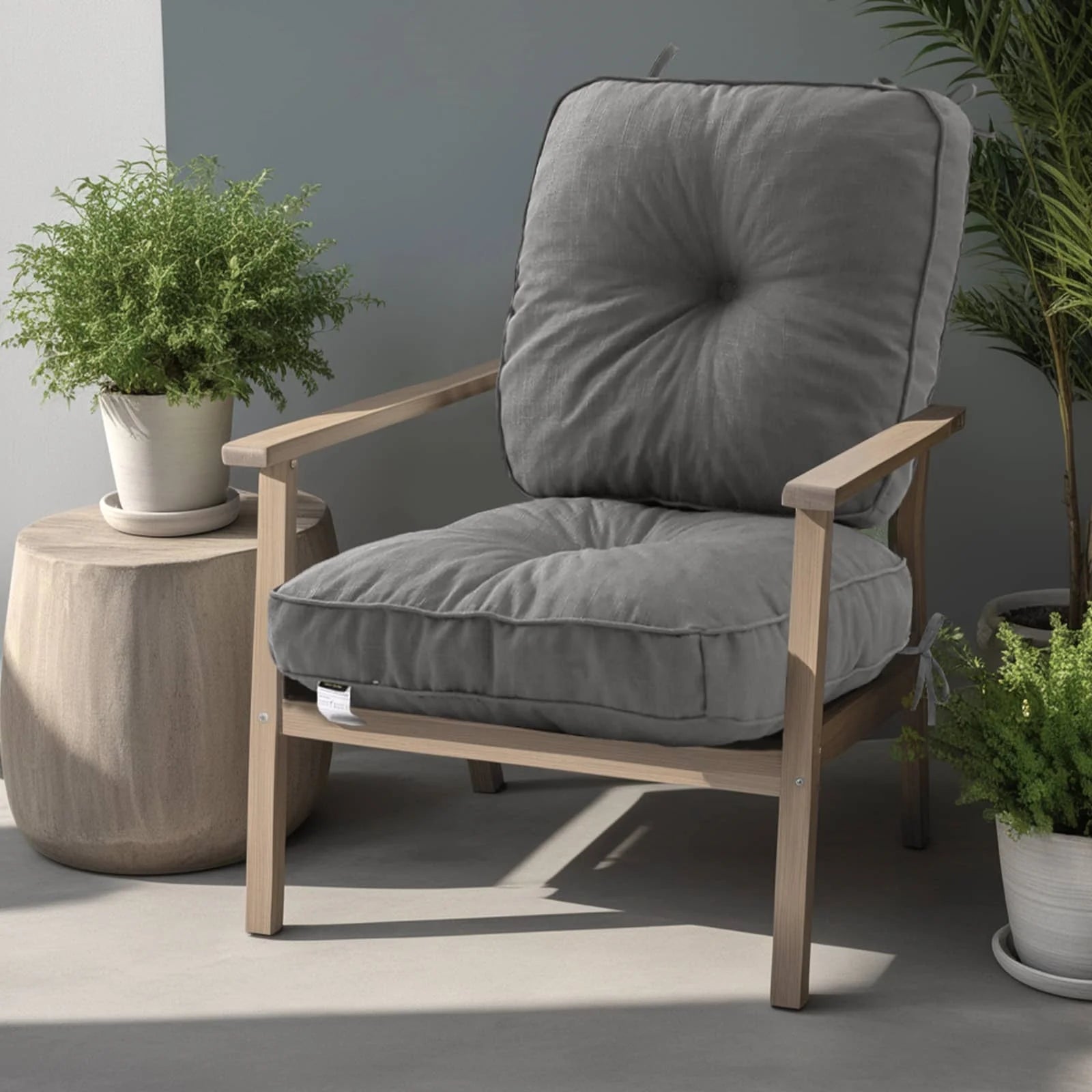 Idee-home Grey Outdoor Chair Cushion as Cushion and Cushion on Wooden Chair